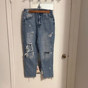 Distressed Light Blue Women’s High-Rise Jeans